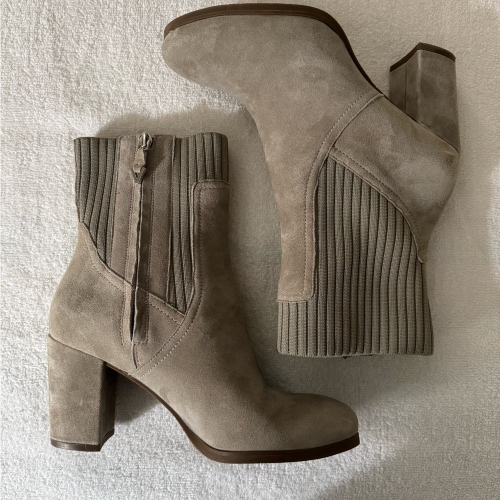 Vionic Taupe Ankle Booties